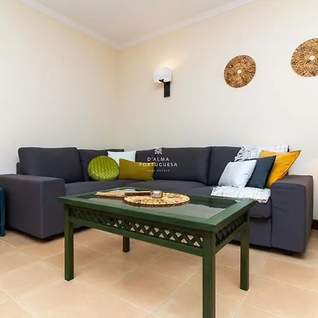 Do Pinhal - By Dalma Portuguesa