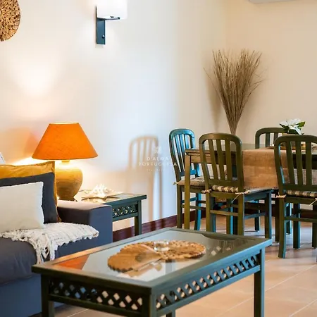 Do Pinhal - By Dalma Portuguesa